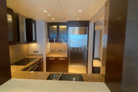 Apartment in Downtown Dubai (Downtown Burj Dubai), Dubai 1 bedroom, 101.8 sq.m. № 37317 - photo 3