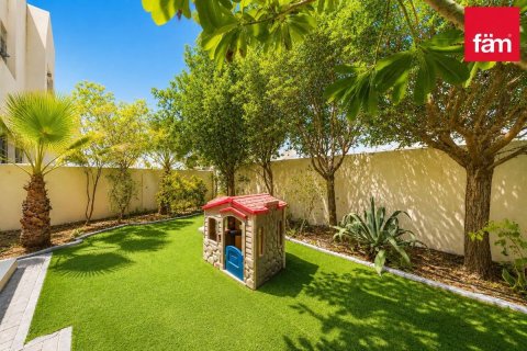 Villa en Reem, Dubai, 3 dormitorios, 219.7 m², № 139105 - foto 16