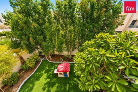 Villa en Reem, Dubai, 3 dormitorios, 219.7 m², № 139105 - foto 17