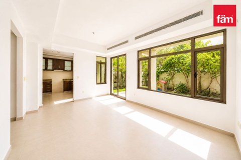 Villa en Reem, Dubai, 3 dormitorios, 219.7 m², № 139105 - foto 3