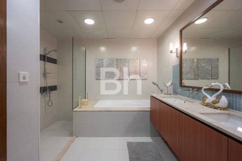 Снять в аренду квартиру в Пальме Джумейре, Дубай: 1 спальня, 175м², № 21580 - фото 8