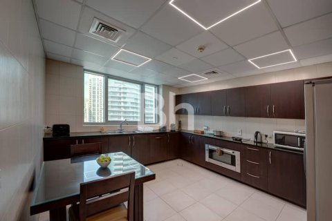 Снять в аренду квартиру в Дубай Марине, Дубай: 3 спальни, 288м², № 21560 - фото 6