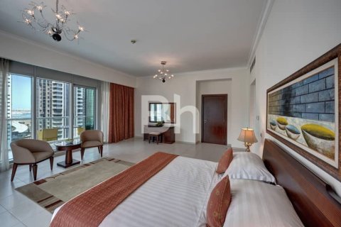 Снять в аренду квартиру в Дубай Марине, Дубай: 3 спальни, 288м², № 21560 - фото 7
