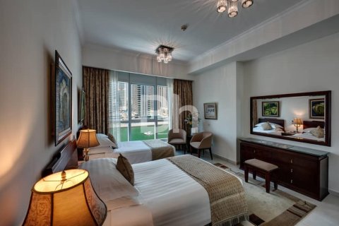 Снять в аренду квартиру в Дубай Марине, Дубай: 3 спальни, 288м², № 21560 - фото 4