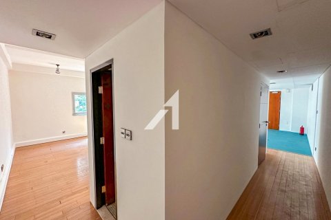 Снять в аренду офис в Dubai Media City, Дубай: 79м², № 102212 - фото 6