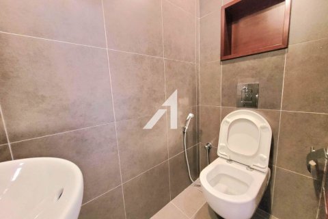 Apartment in Sheikh Zayed Road, Dubai 1 bedroom, 95 sq.m. № 102214 - photo 12