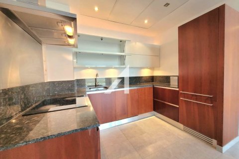 Apartment in Sheikh Zayed Road, Dubai 1 bedroom, 95 sq.m. № 102214 - photo 6