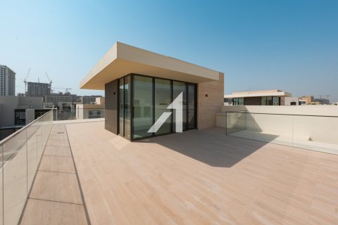 Villa in Dubai Hills Estate, Dubai 5 bedrooms, 963 sq.m. № 102216 - photo 17