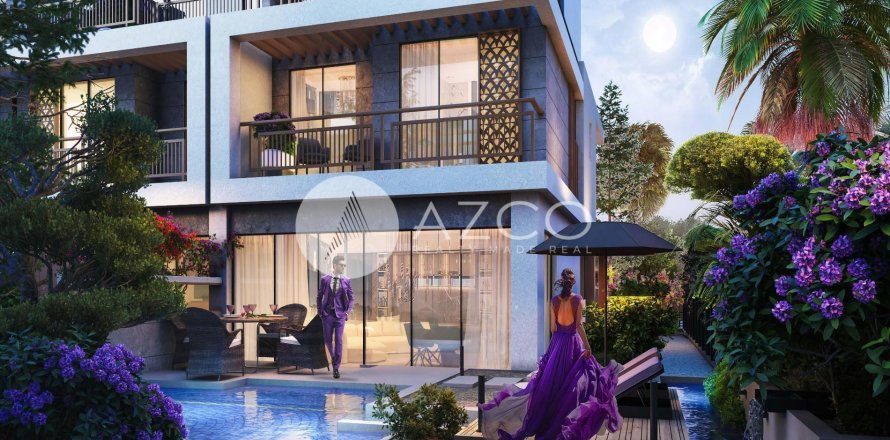 Таунхаус в Дубае, 4 спальни, 218.5м², № 37672