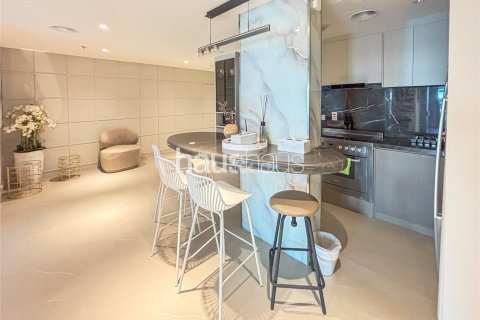 Снять в аренду квартиру в Marina View, Дубай Марина, Дубай: 3 спальни, 201м², № 45112 - фото 2