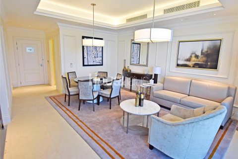 Apartment in Downtown Dubai (Downtown Burj Dubai), Dubai 2 bedrooms, 135 sq.m. № 45122 - photo 2