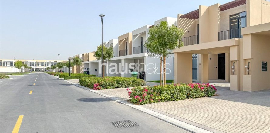 Adosado en EMAAR South, Dubai South (Dubai World Central), Dubai, 3 dormitorios, 138 m², № 45111