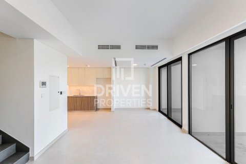 Снять в аренду таунхаус в The Valley, Дубай: 3 спальни, 177м², № 20312 - фото 1