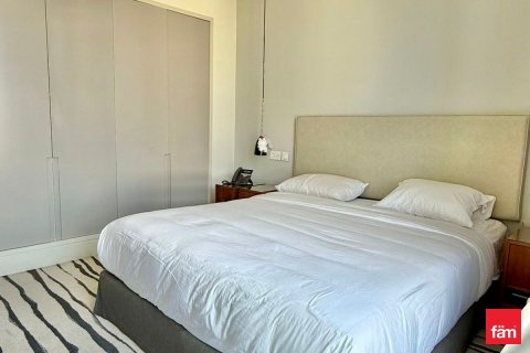 Снять в аренду квартиру в Даунтаун Дубай (Даунтаун Бурдж Дубай), Дубай: 3 спальни, 183.9м², № 89594 - фото 10