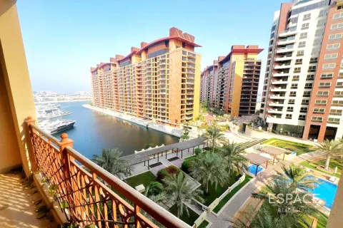 Appartement à Palm Jumeirah, Dubai, 2 chambres, 161 m², № 61682 - photo 1