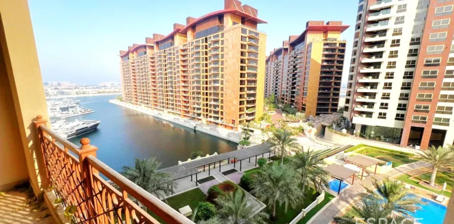 Appartement à Palm Jumeirah, Dubai, 2 chambres, 161 m², № 61682