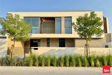 Villa in Al Furjan, Dubai 4 bedrooms, 618.1 sq.m. № 60469 - photo 2