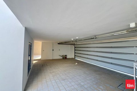 Villa in Al Furjan, Dubai 4 bedrooms, 618.1 sq.m. № 60469 - photo 27