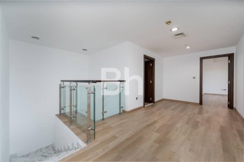 Купить квартиру в Джумейра Бич Резиденс, Дубай: 3 спальни, 351м², № 57551 - фото 10