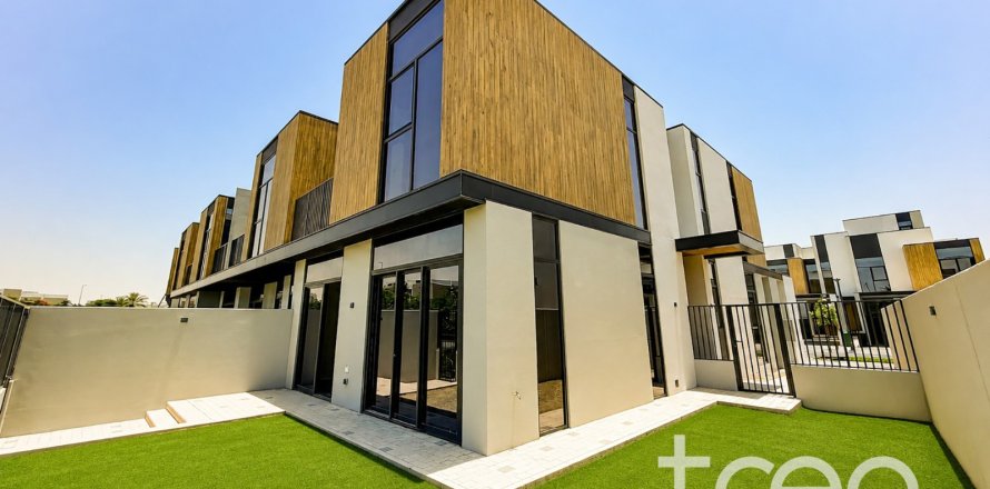 Villa in Mudon, Dubai 4 bedrooms, 236.62 sq.m. № 134651