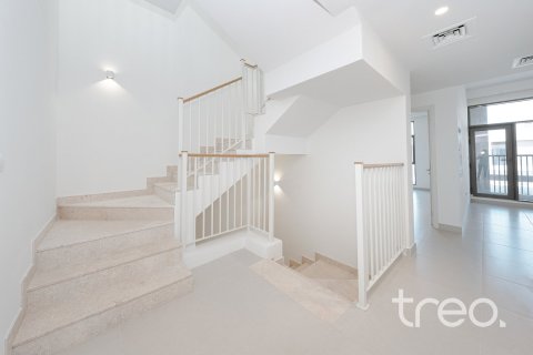 Villa in Dubai South (Dubai World Central), Dubai 4 bedrooms, 306.39 sq.m. № 134650 - photo 6