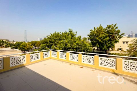 فيلا في Meadows, دبي 5 غرف نوم , 390.19 م² رقم 134578 - صورة 9