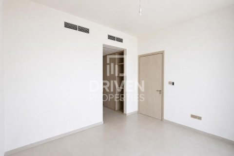 Villa en Jebel Ali, Dubai, 4 dormitorios, 670.02 m², № 128349 - foto 6