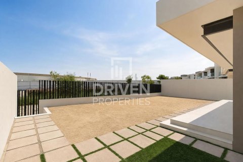 Villa en Jebel Ali, Dubai, 4 dormitorios, 670.02 m², № 128349 - foto 21