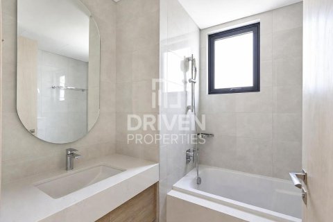 Villa en Jebel Ali, Dubai, 4 dormitorios, 670.02 m², № 128349 - foto 24
