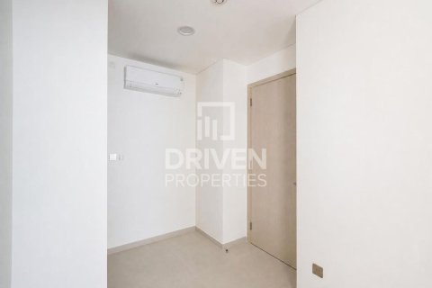Villa en Jebel Ali, Dubai, 4 dormitorios, 670.02 m², № 128349 - foto 16