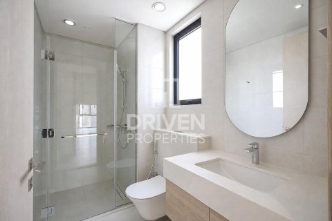 Villa en Jebel Ali, Dubai, 4 dormitorios, 670.02 m², № 128349 - foto 26