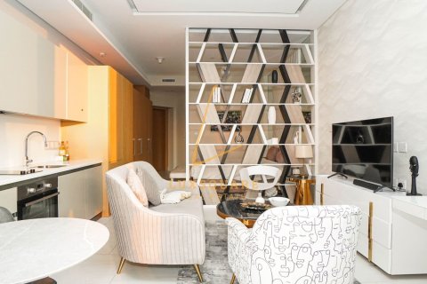 Appartement à SLS Dubai Hotel & Residences, Business Bay, Dubai, studio, 63 m², № 104628 - photo 18