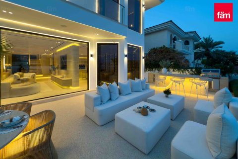 Villa in Palm Jumeirah, Dubai 5 bedrooms, 624.4 sq.m. № 41229 - photo 30