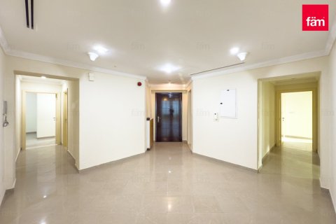 Снять в аренду квартиру в Дубай Марине, Дубай: 4 спальни, 280.8м², № 41159 - фото 16