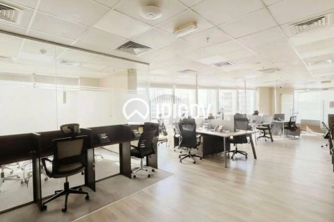 Oficina en Business Bay, Dubai, 139 m², № 97431 - foto 9