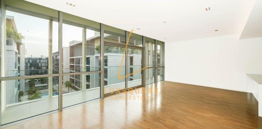 Appartement à Al Wasl, Dubai, 2 chambres, 157 m², № 85367