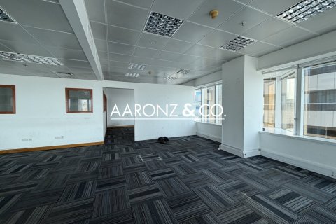 Снять в аренду офис в Sheikh Zayed Road, Дубай: 372м², № 85374 - фото 4