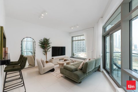 Apartment in Downtown Dubai (Downtown Burj Dubai), Dubai 2 bedrooms, 120.5 sq.m. № 93762 - photo 4