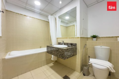 Купить квартиру в Дубае: 2 спальни, 120.2м², № 93765 - фото 15