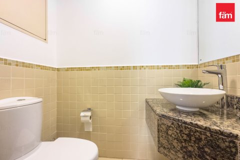 Купить квартиру в Дубае: 2 спальни, 120.2м², № 93765 - фото 16