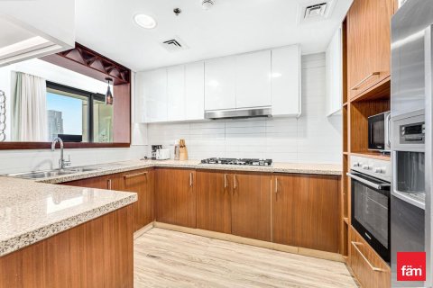 Apartment in Downtown Dubai (Downtown Burj Dubai), Dubai 3 bedrooms, 168.7 sq.m. № 93761 - photo 12