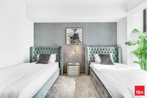 Apartment in Downtown Dubai (Downtown Burj Dubai), Dubai 3 bedrooms, 168.7 sq.m. № 93761 - photo 19