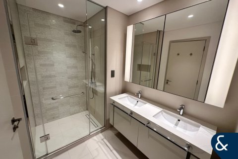 Apartment in EMAAR Beachfront, Dubai Harbour, Dubai 3 bedrooms, 195 sq.m. № 75367 - photo 15