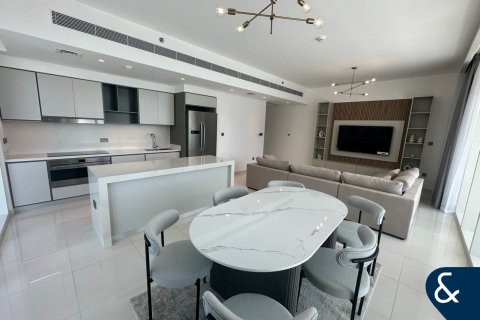 Apartment in EMAAR Beachfront, Dubai Harbour, Dubai 3 bedrooms, 195 sq.m. № 75367 - photo 4