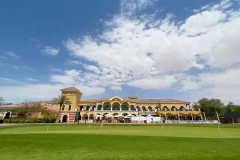 Купить апартаменты в отеле в Dubai Sports City, Дубай: 28.6м², № 42732 - фото 7