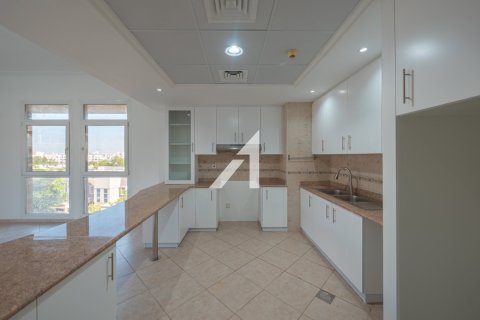 Appartement à Dubai, 2 chambres, 141.1 m², № 54771 - photo 3