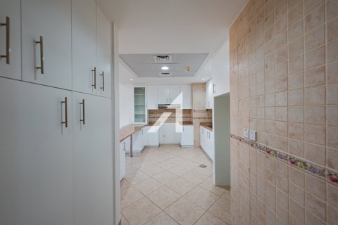 Appartement à Dubai, 2 chambres, 141.1 m², № 54771 - photo 5
