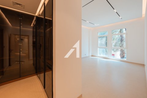 Купить квартиру в Дубае: 2 спальни, 141.1м², № 54772 - фото 13