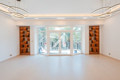 Купить квартиру в Дубае: 2 спальни, 141.1м², № 54772 - фото 10