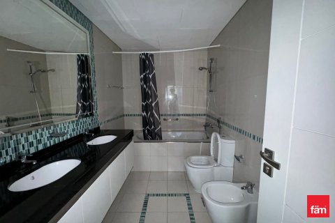 Apartment in Dubai Marina, Dubai 1 bedroom, 81.8 sq.m. № 53154 - photo 12